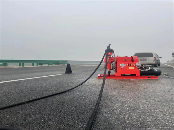 宜城马路路基路面开裂下沉注浆加固灌浆